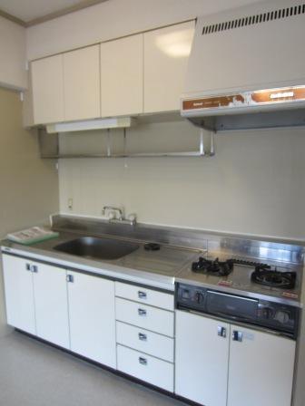 Kitchen. With gas stove