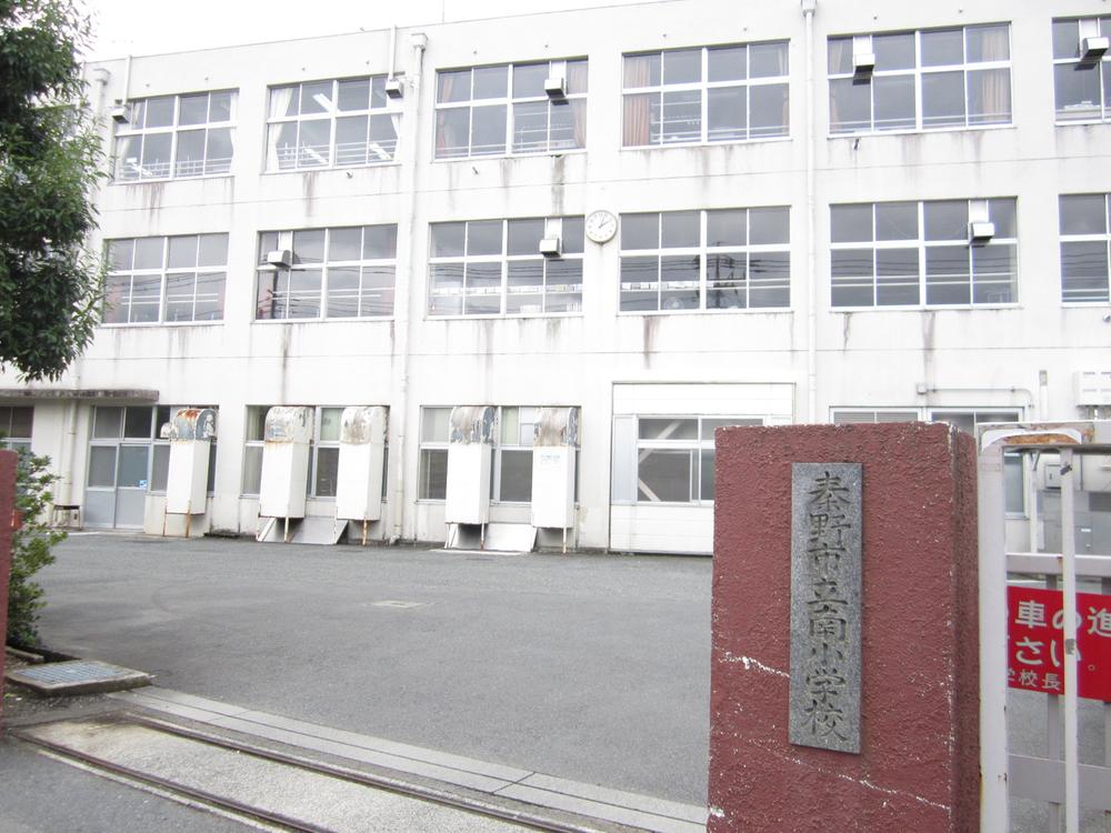Primary school. Hadano Minami to elementary school 979m