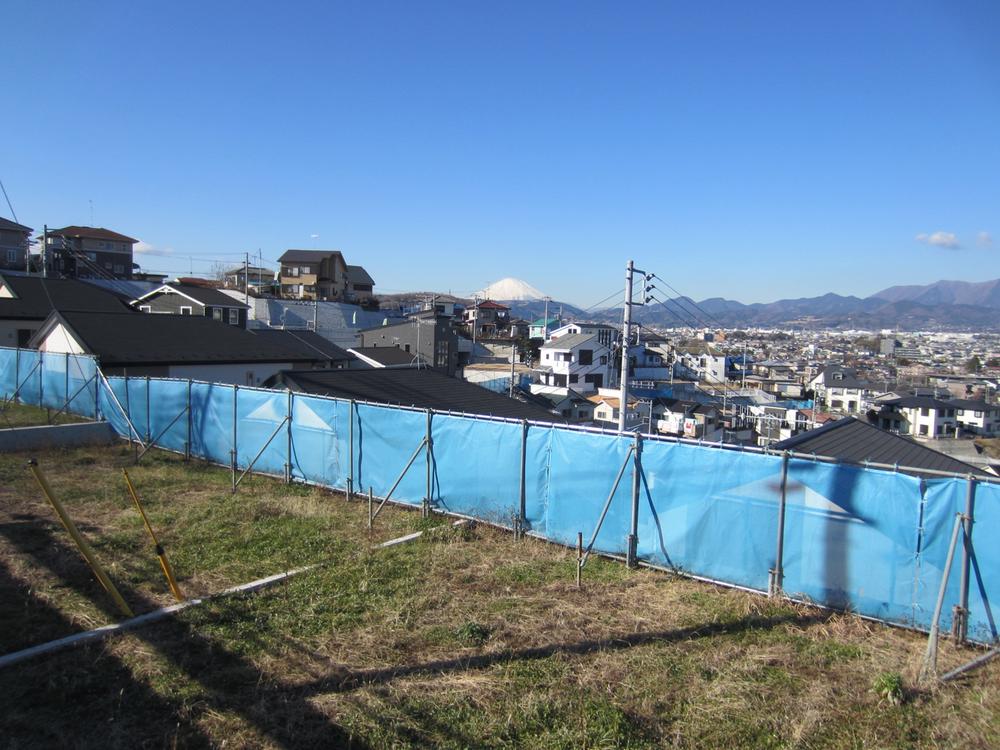 View photos from the local. Local neighborhood overlooking the Tanzawa and Oyama is the environment that can feel the color of the four seasons overflowing naturally. Holiday or climbing, Please to deepen family ties and enjoy the outdoors with a barbecue.