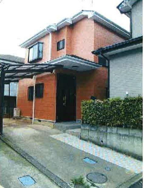 Local appearance photo. Local is the external view !! outer wall ・ Because the pre-Roof Coatings is a beautiful appearance !! is a car space possible two !!