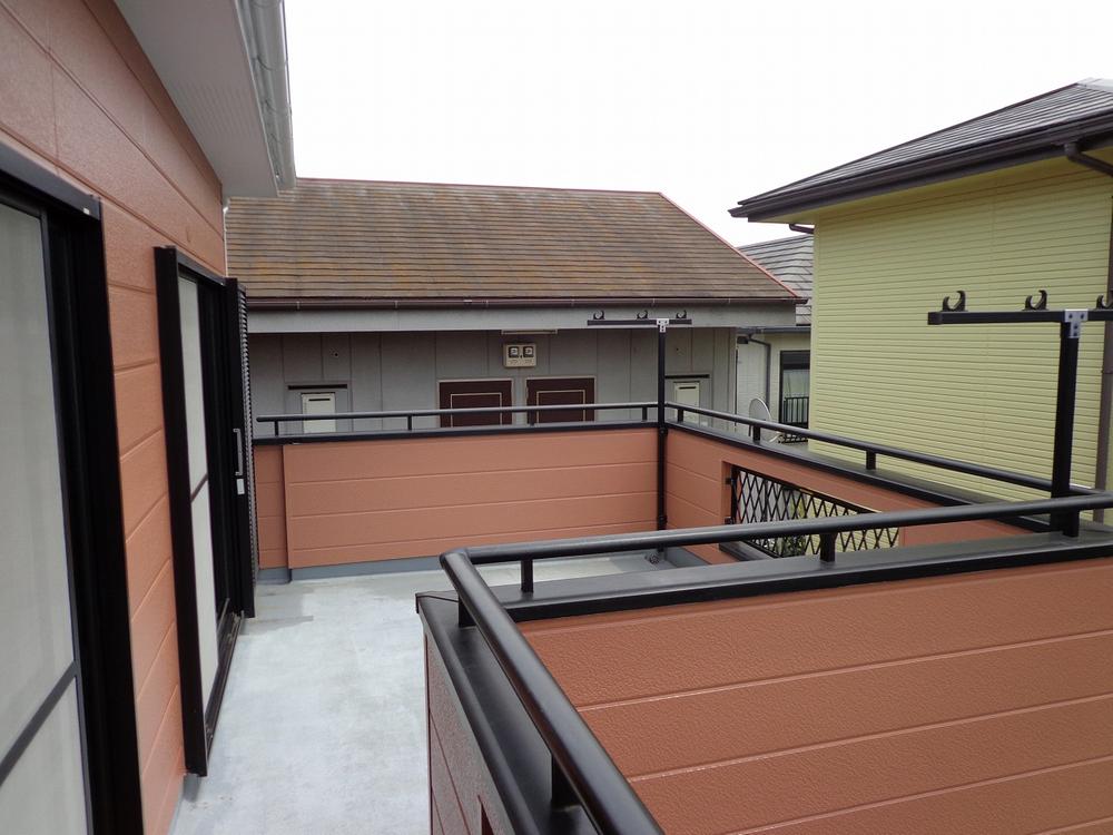 Balcony. Roof balcony Jose it a lot at one time laundry so is spacious