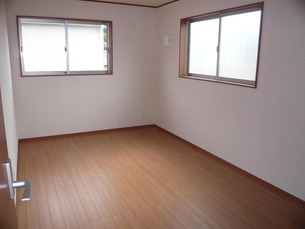 Non-living room. Indoor (September 2013) Shooting