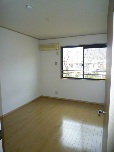 Other room space.  ※ Same property, For indoor photo of another floor. Please for your reference! 