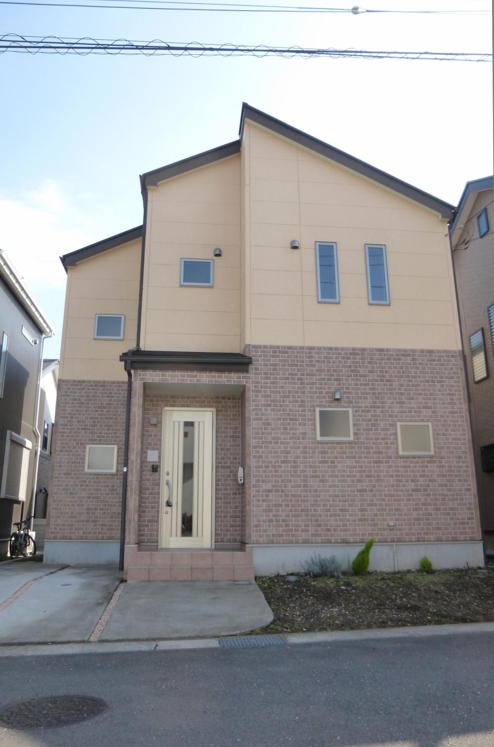 Local appearance photo. Local (10 May 2013) shooting ◎ good per yang ・ A quiet residential area ◎ renovation completed! Very beautiful rooms!