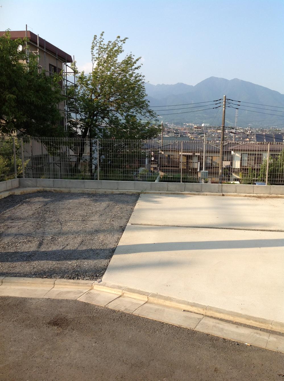 Parking lot. 1 Building parallel two parking (08 May 2013) Shooting