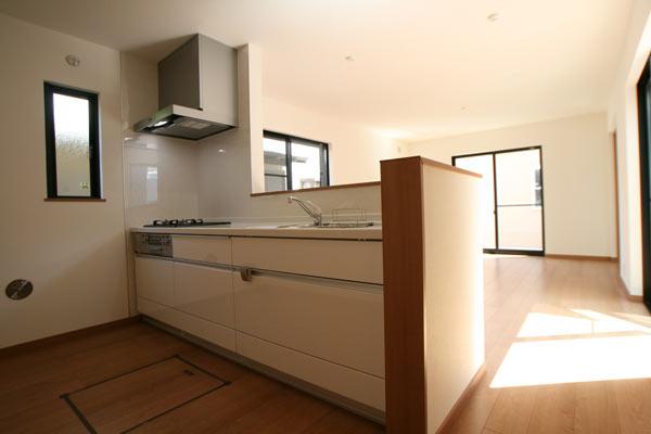 Kitchen. Indoor (June 2013) Shooting