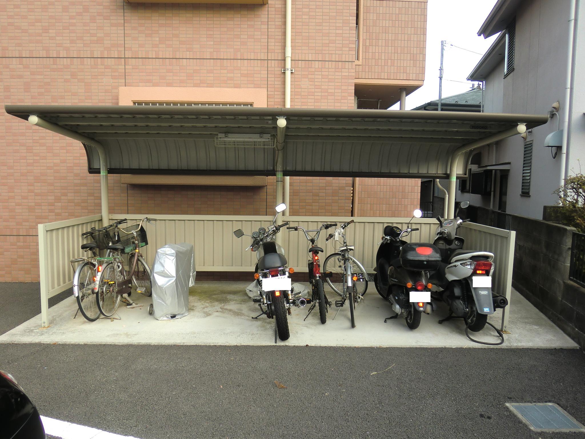 Other common areas. Bicycle (bike parked Allowed)