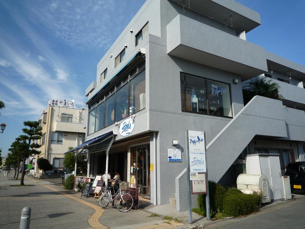 Other Environmental Photo. La ・ Popular pasta restaurant in 200m local to Pauza. The weather is nice lunch on the terrace
