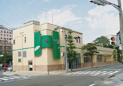 Supermarket. Shimamura store Station store up to (super) 353m