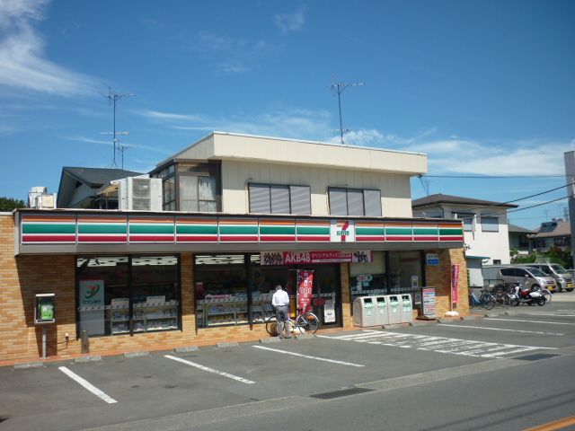Convenience store. Seven-Eleven Hiratsuka Yokouchi store up (convenience store) 416m