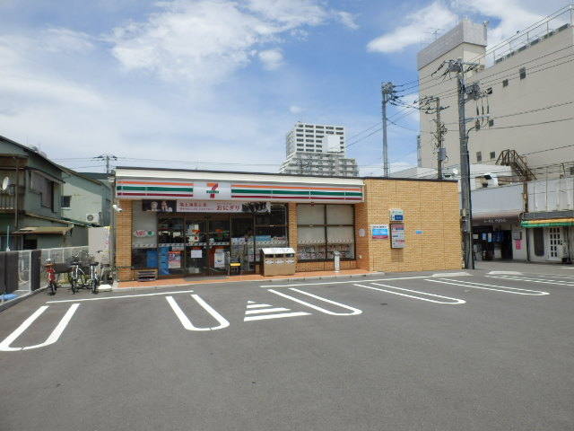 Convenience store. 1000m to Seven-Eleven (convenience store)