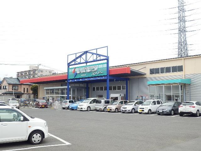 Supermarket. Shimamura to store (supermarket) 1700m