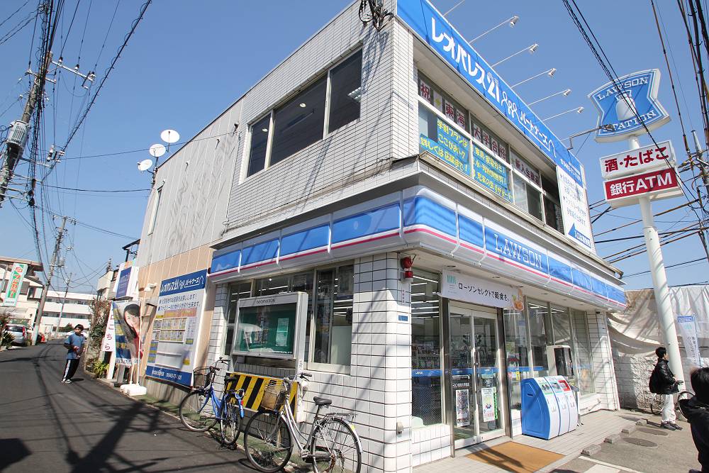 Convenience store. 520m until Lawson Tokai University before the store (convenience store)