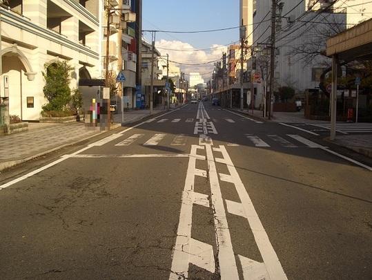 Local photos, including front road. Frontal road