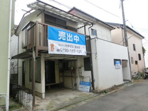 Local photos, including front road. Exterior Photos Sell ​​land with Furuya
