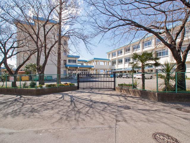 Junior high school. 1620m Hiratsuka Municipal Kanda Junior High School until Hiratsuka Municipal Kanda Junior High School Distance 1620m