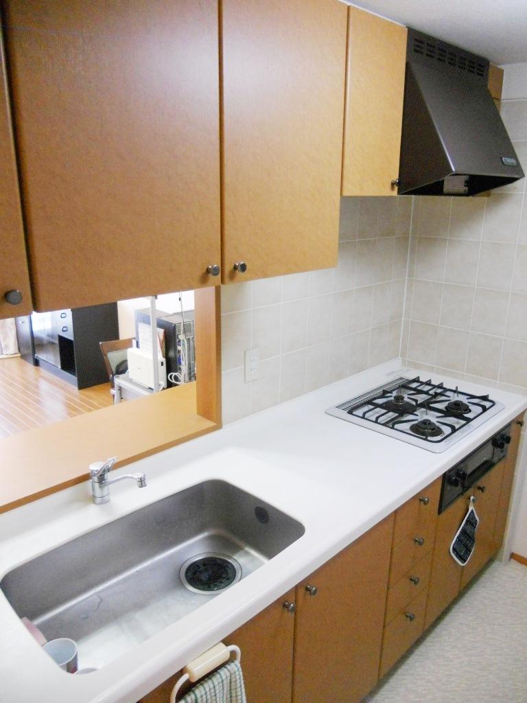 Kitchen. Local (September 2013) Shooting