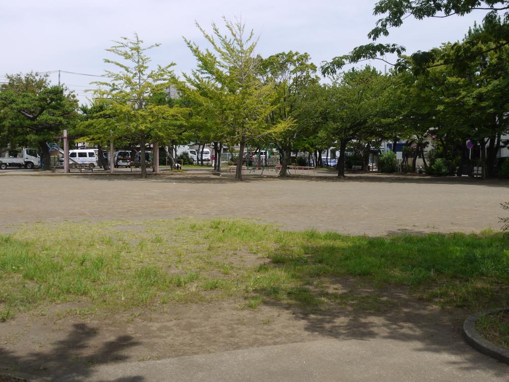 park. 10m until Aoyagi children's park