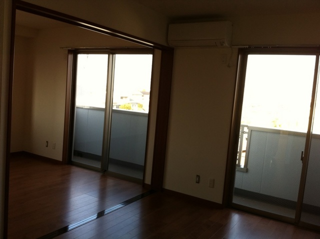 Living and room