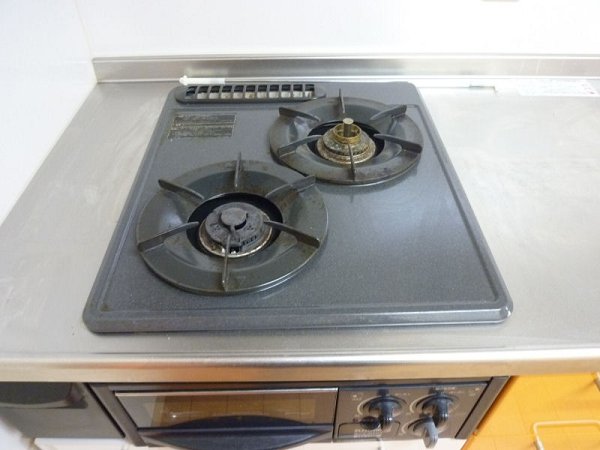 Kitchen. Cooking fun with two-burner gas stove with system Kitchen.
