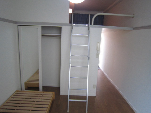 Other room space