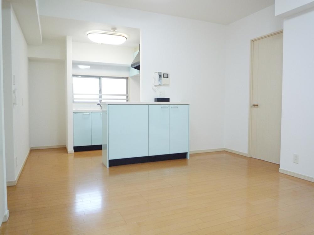 Living. Local (July 2013) Shooting