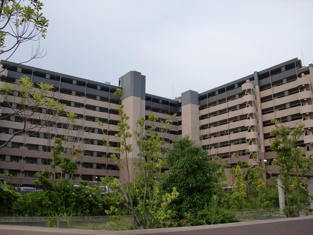 Local appearance photo. Local appearance shooting than photo north (May 2011)