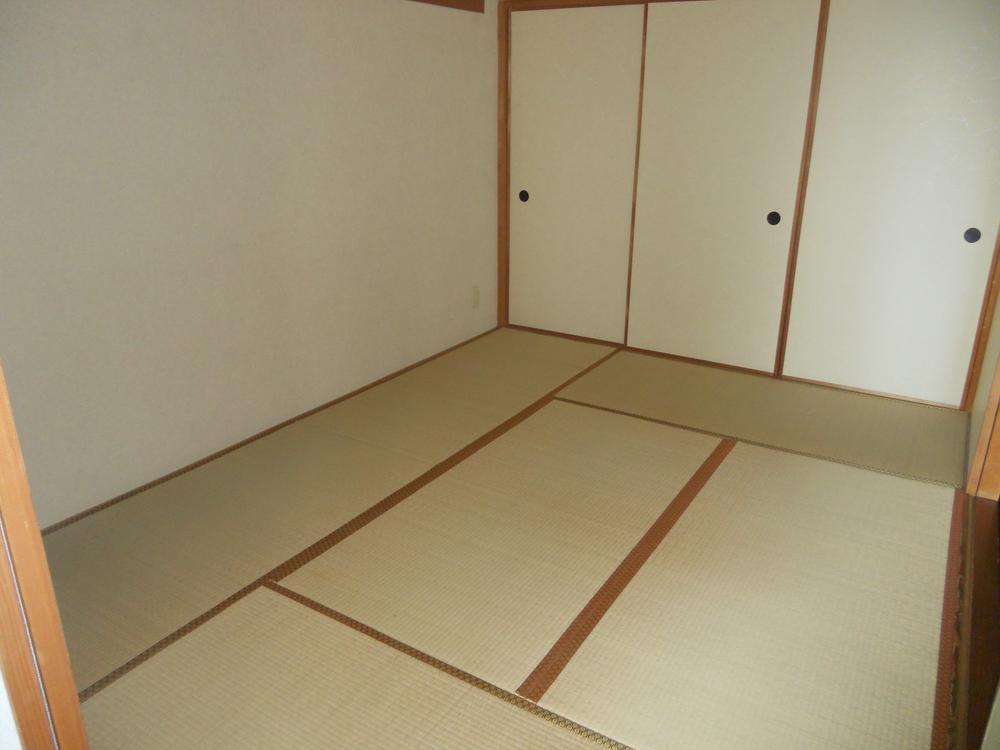 Non-living room. Room (August 2013) Shooting