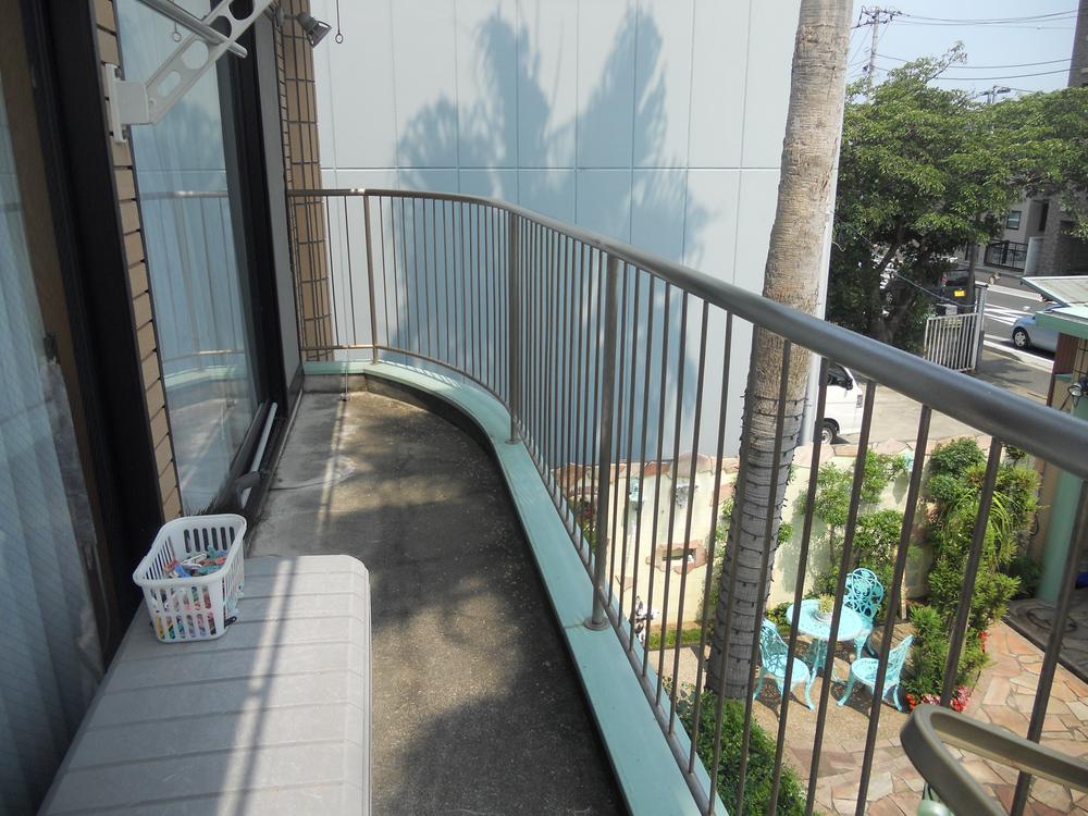 Balcony. Local (August 2013) Shooting