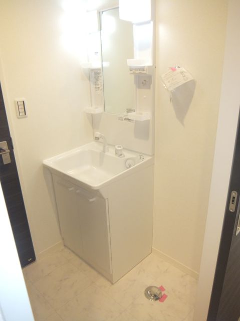 Washroom. There washbasin independent