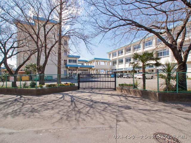 Junior high school. 1620m Hiratsuka Municipal Kanda Junior High School until Hiratsuka Municipal Kanda Junior High School Distance 1620m