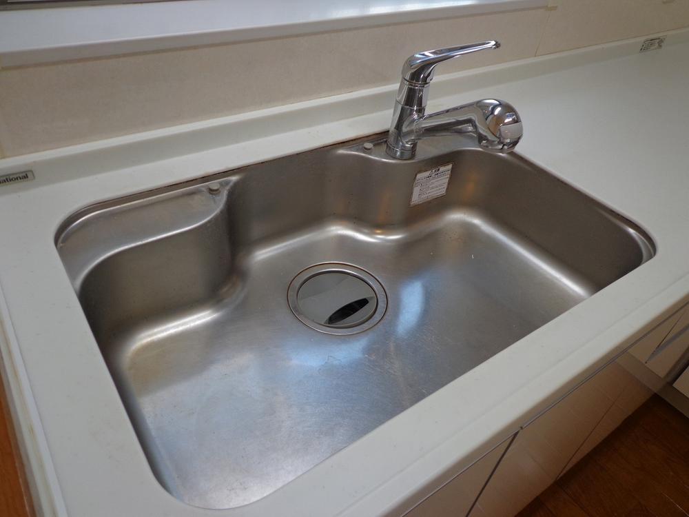 Same specifications photo (kitchen). sink