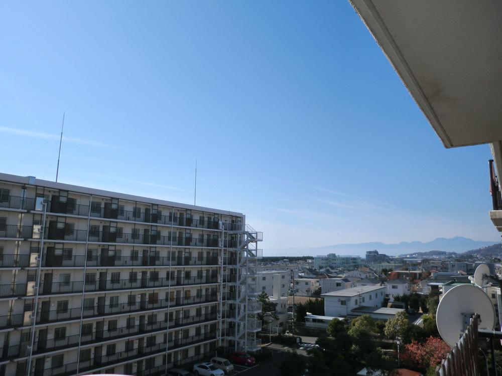 View photos from the dwelling unit. Because of 6 floor, Sunny