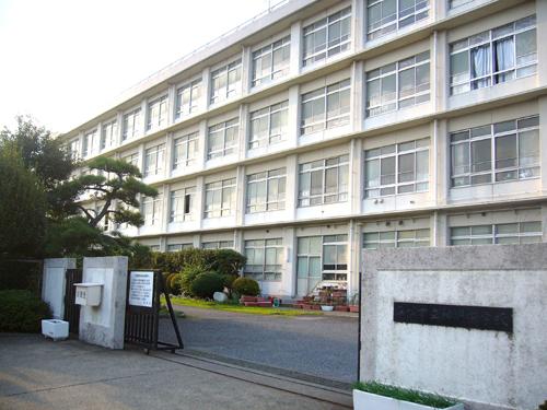 Junior high school. 507m until Hiratsuka Municipal Shinmei junior high school