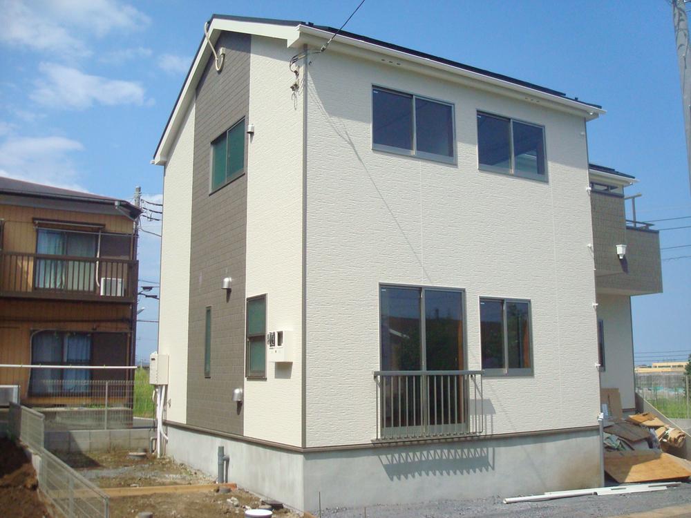Same specifications photos (appearance). Example of construction