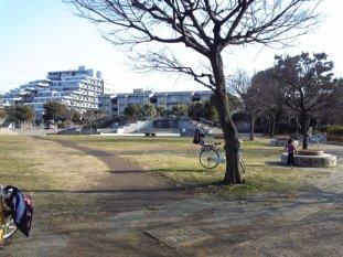 park. Until Nadeshiko park 140m