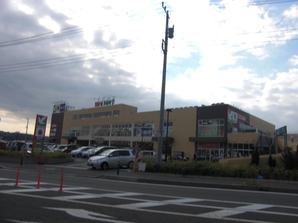 Shopping centre. 2012m to Yorktown Kitakaname