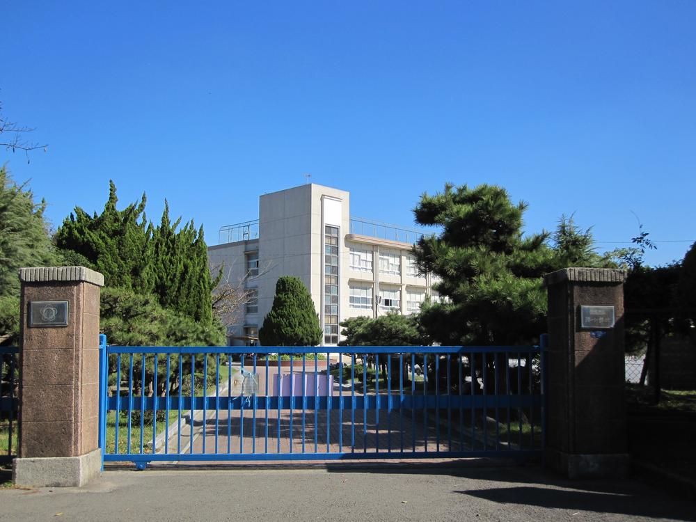 Other. Municipal Minato Elementary School