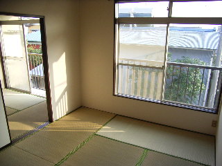 Living and room. Japanese-style room 6 quires