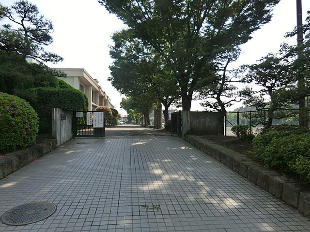 Junior high school. 1462m until Hiratsuka Municipal Koyo junior high school