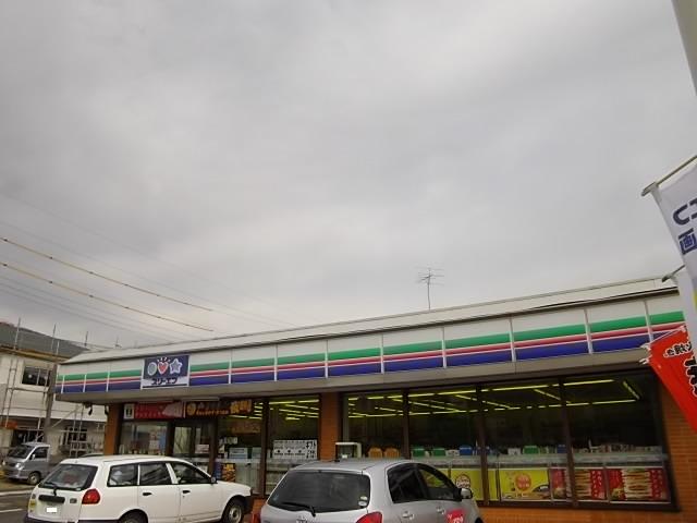 Convenience store. Three F Hiratsuka Tamura shop until the (convenience store) 363m