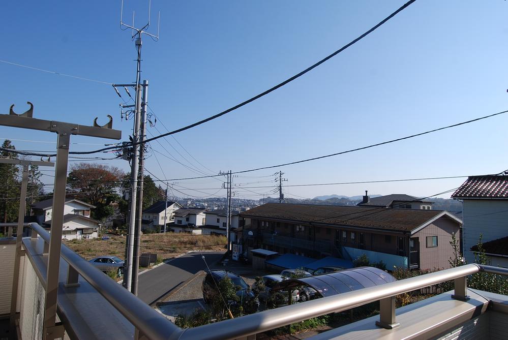 View photos from the dwelling unit. View from the site (December 2013) Shooting