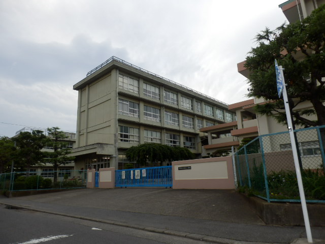 Primary school. Katsuhara 400m up to elementary school (elementary school)