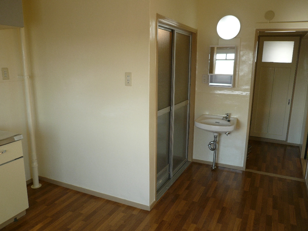 Living and room. Photo is the same type ・ It is another dwelling unit.