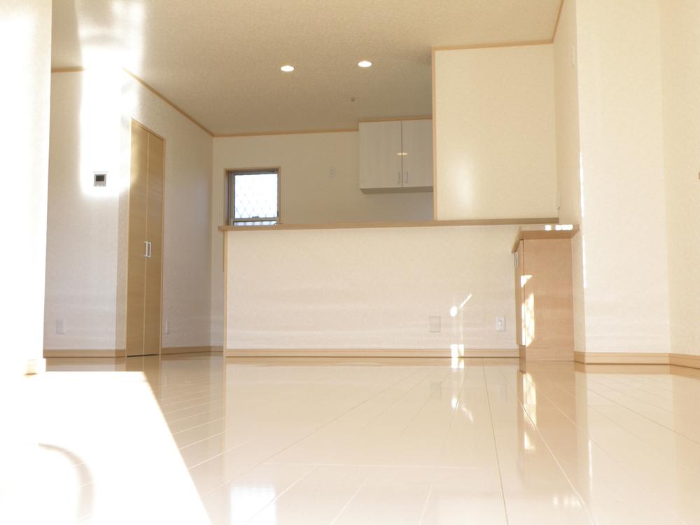 Living. Indoor (12 May 2013) Shooting