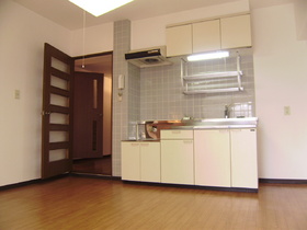 Kitchen. DK8 Pledge