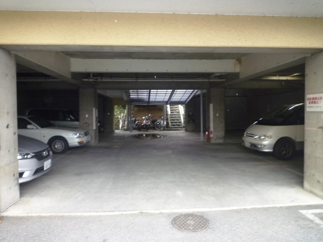 Parking lot