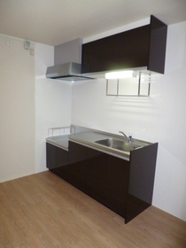 Kitchen. Kitchen was replaced to new! 