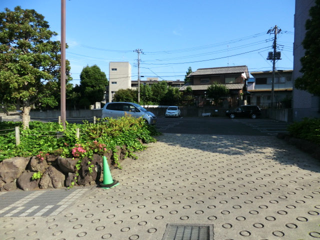 Parking lot