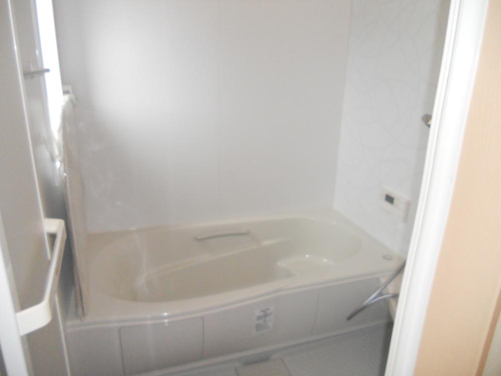 Bathroom. (June 2013) Shooting